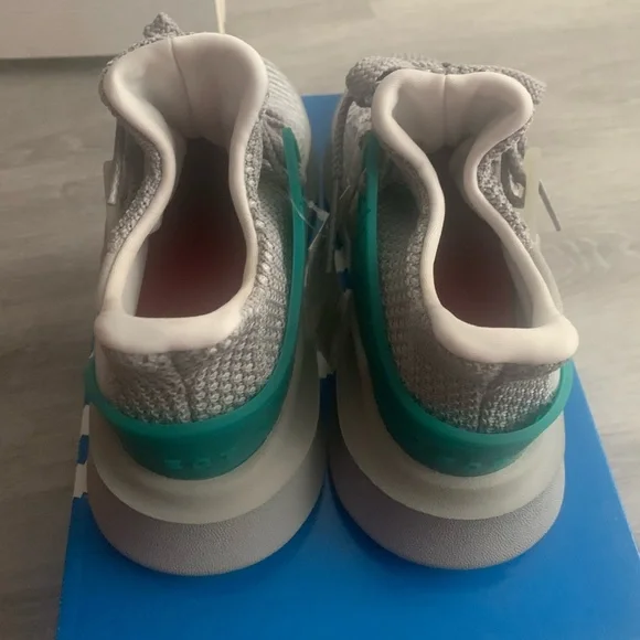 Adidas EQT Bask